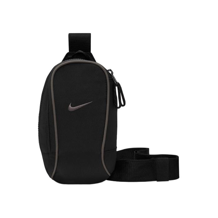 MORRAL NIKE